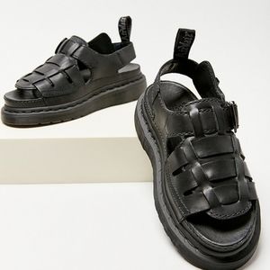 Dr. Martens 8092 Arc Mono Fisherman Sandal